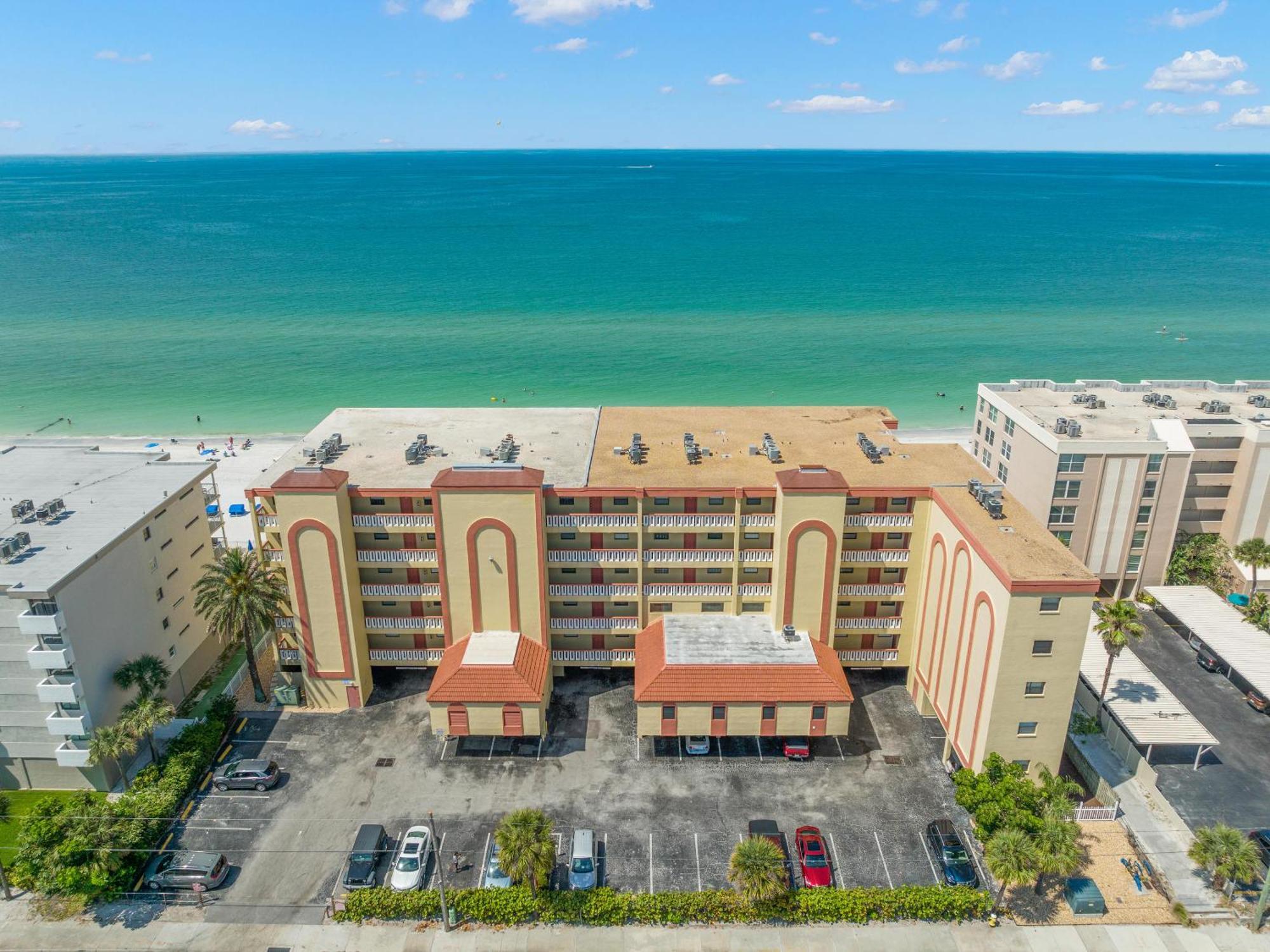 Las Brisas 306 St. Pete Beach Exterior photo
