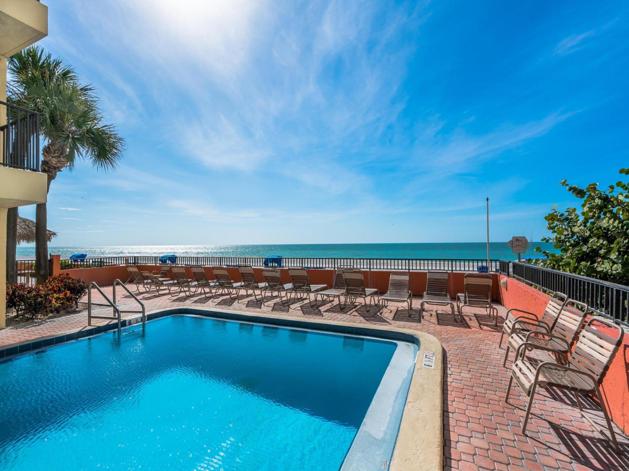 Las Brisas 306 St. Pete Beach Exterior photo
