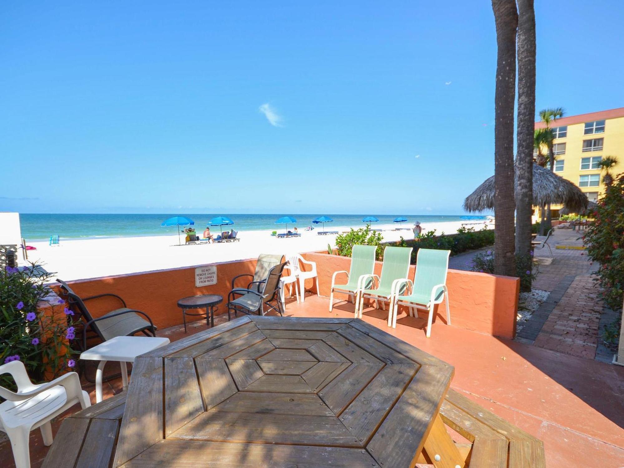 Las Brisas 306 St. Pete Beach Exterior photo